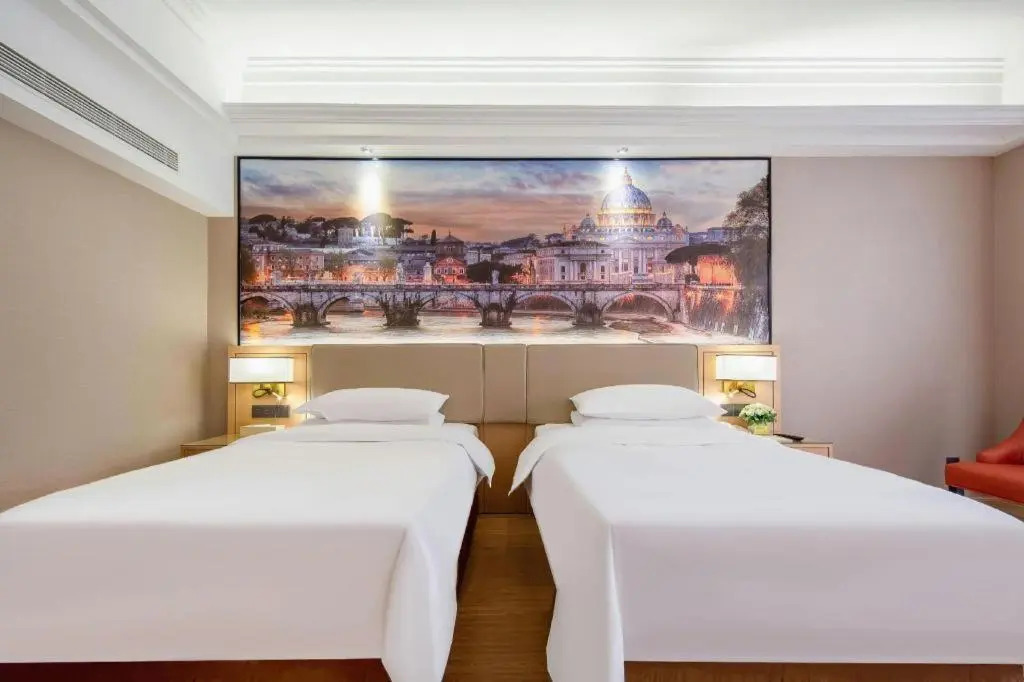 Vienna International Hotel