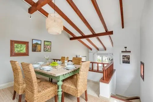 Villaser by 3VILLAS