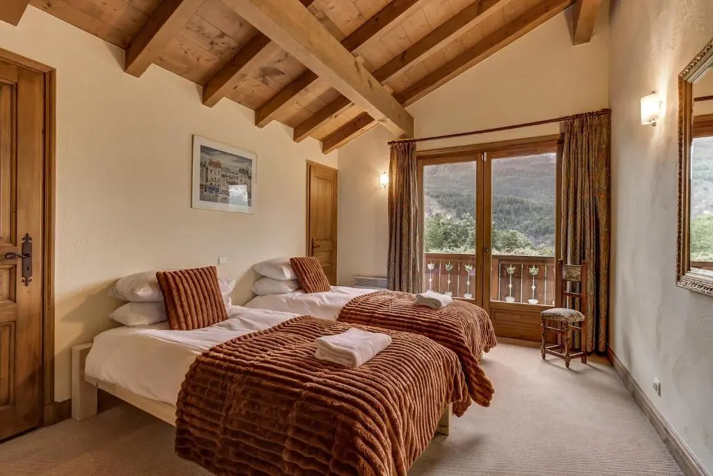Chalet Ecritoire - Alpes Travel - Les Houches - Sleeps 10