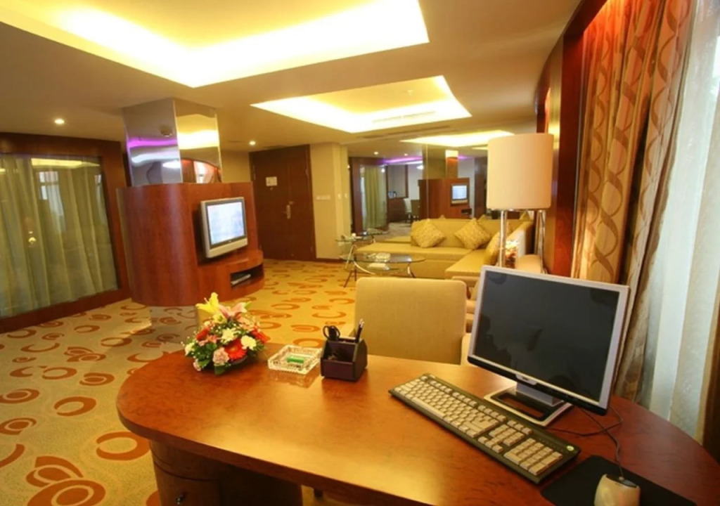Pearl International