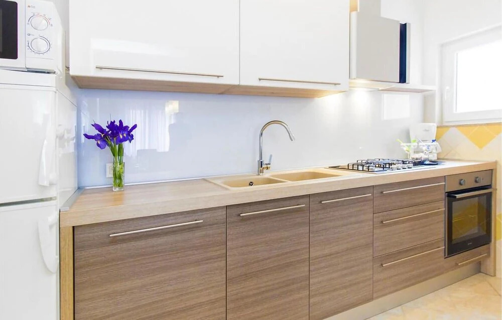 Amazing Apartment in Grebastica with Outdoor Swimming Pool, Hot Tub & WiFi