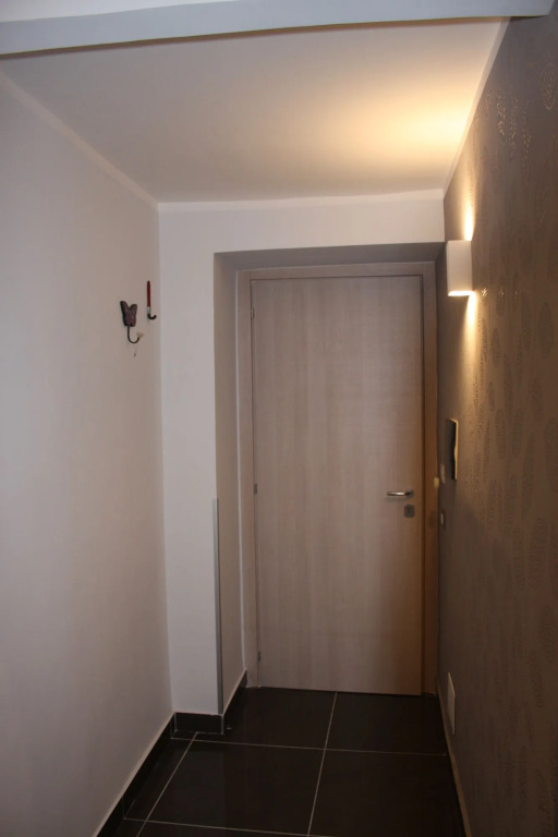 Be Italian Flat Bovio