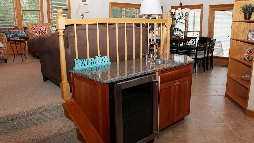 Beachy Keen 1125 - 5 Br Home
