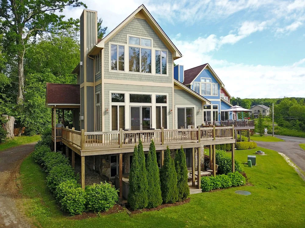 Firefly Cove 4 Bedroom House