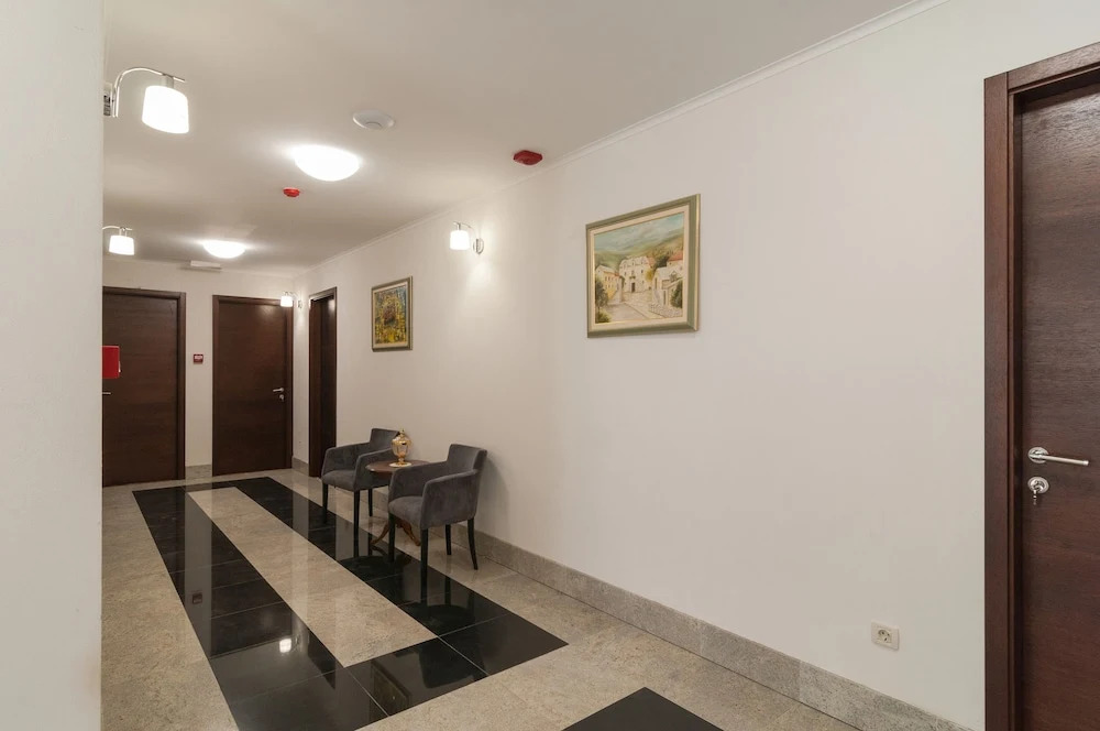 Luxury Rooms Near the Beach2