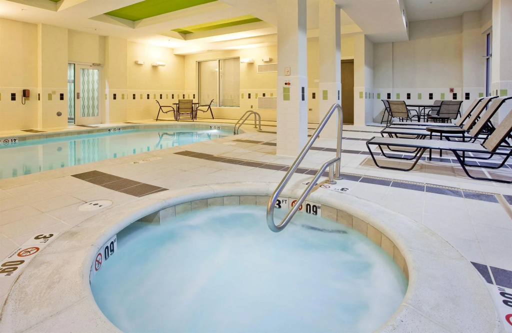 Holiday Inn Columbia East by IHG