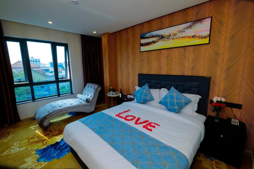 Diamond Hotel