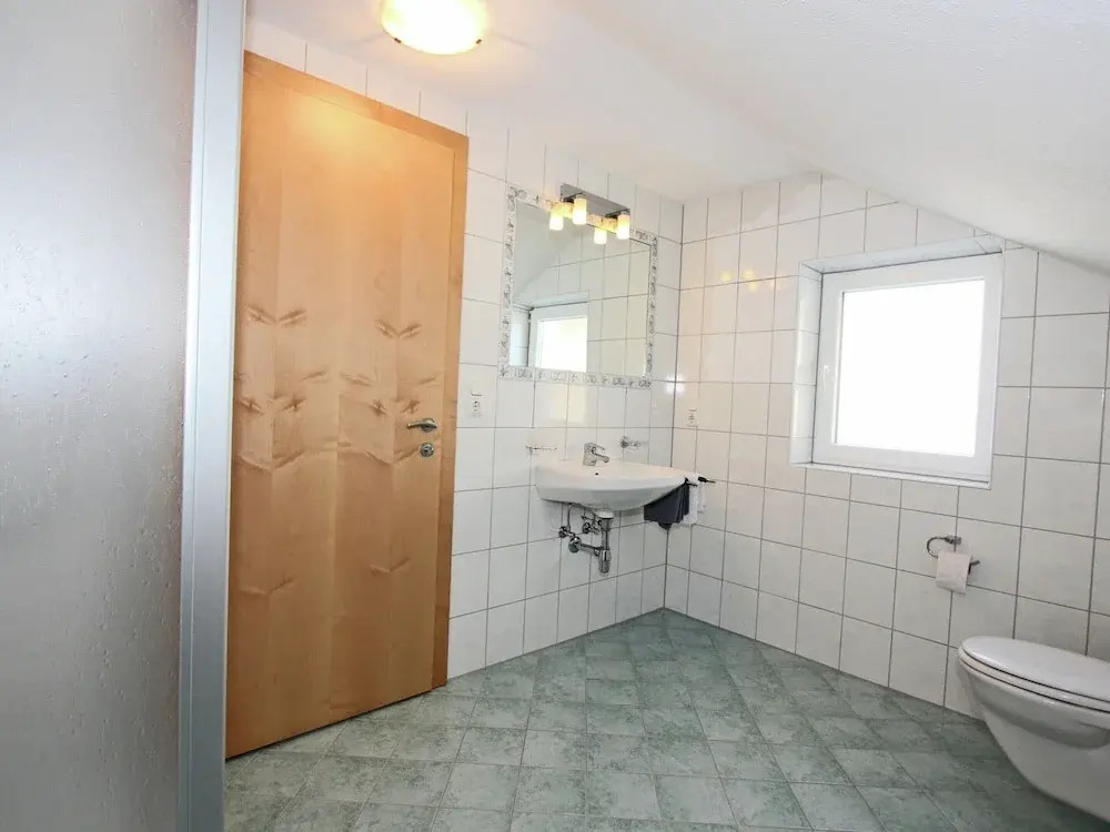 Modern Apartment in Fiss at Ski Bus Stop