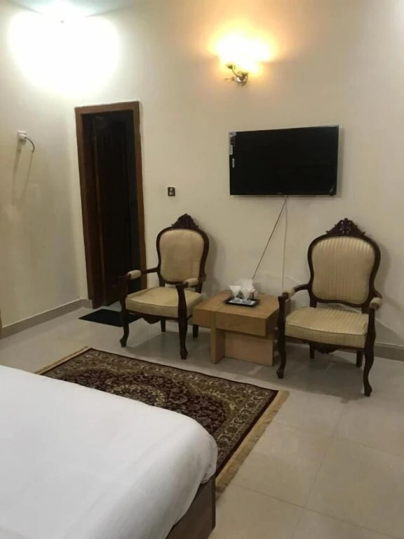 Holyzen Guest House Islamabad