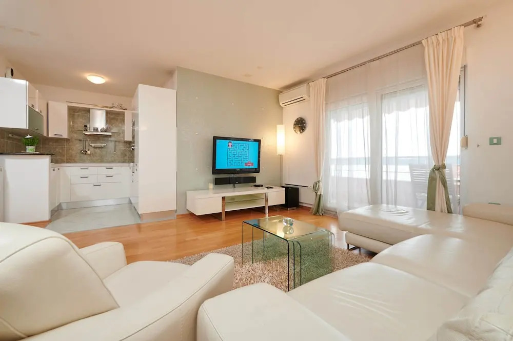 Apartment Tramontana with sea view