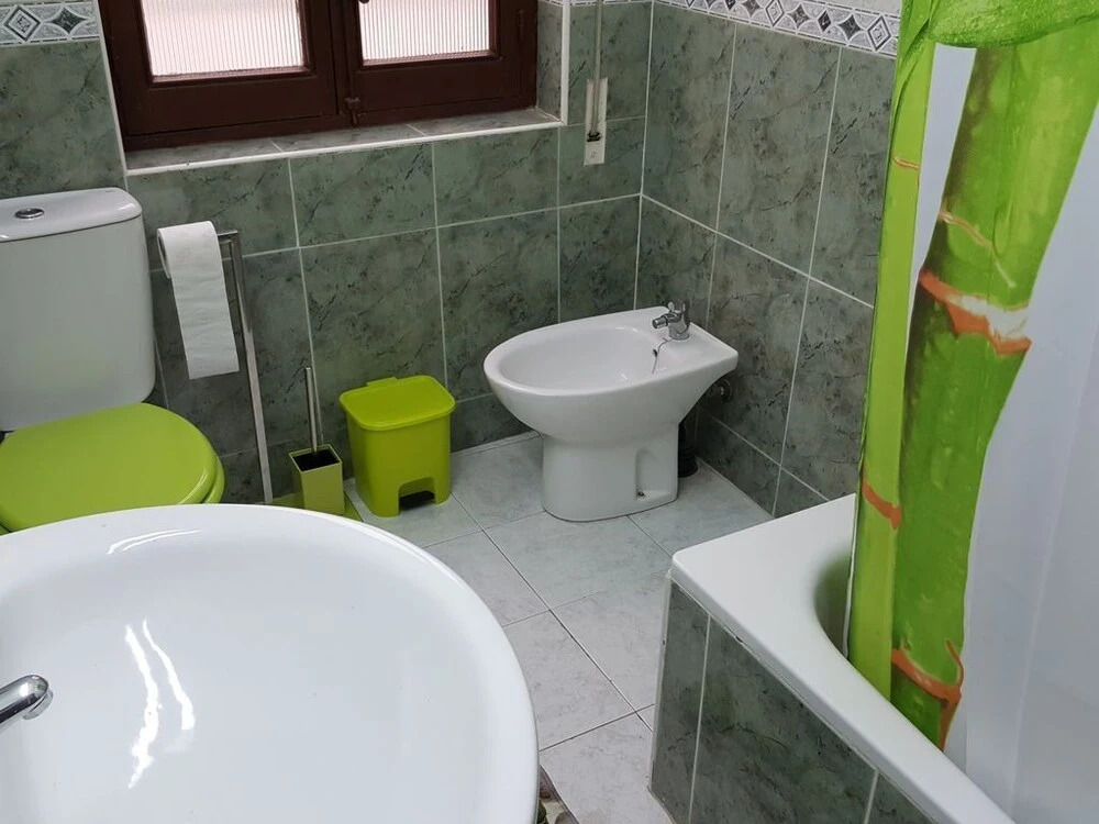 Eduardo Lucena 5, Puente Romano