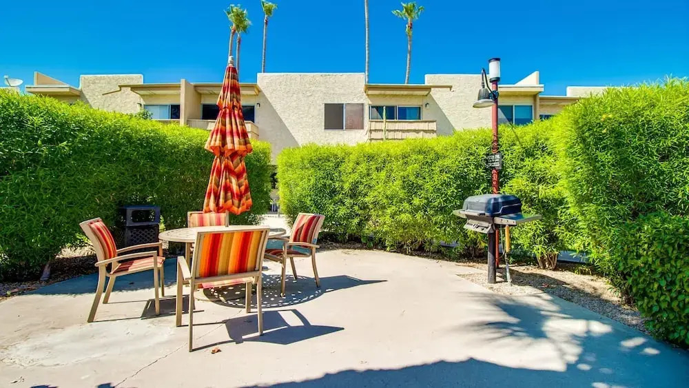 Contemporary Condo in Hub of Old Town Scottsdale!