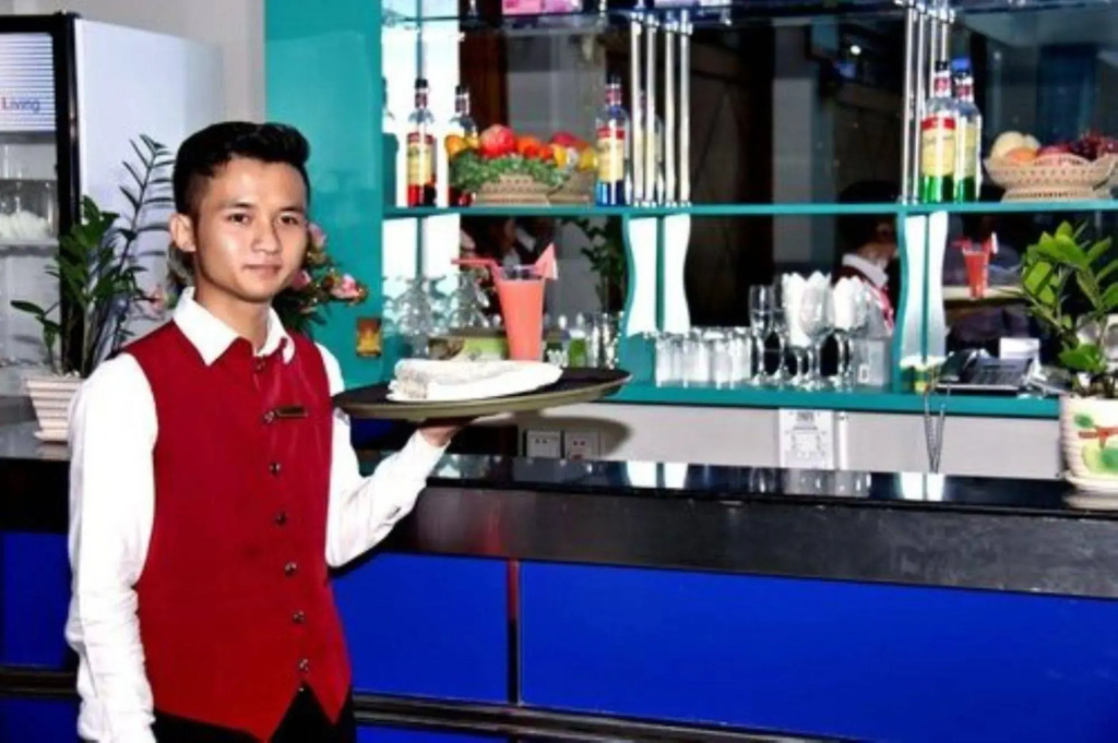 Diamond Crown Hotel