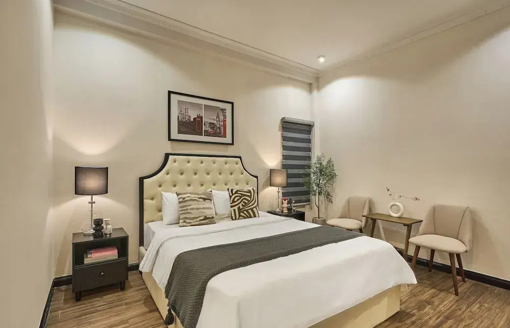 The Passion Lux Airport Hotel Apartment