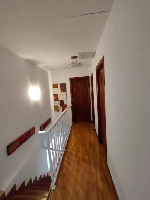 Casa amplia y luminosa cerca de Pamplona - Izarren Etxea
