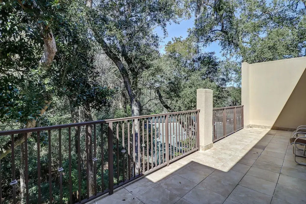 Home Near Beach With Free Wifi, Shared Pool, Central AC, Private W/D