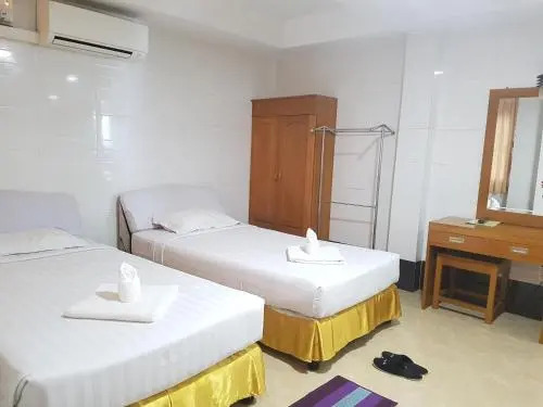 Shwe Pachi Motel