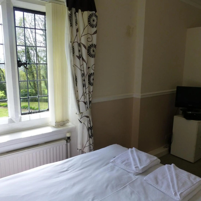 Maes Manor Country Hotel