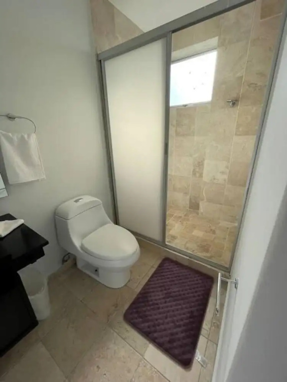 Modern Apartment With Coworking GYM and Garden
