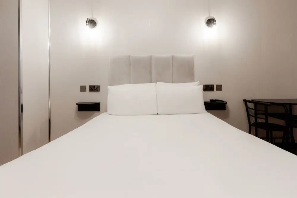 Britannia Hyde Park Hotel