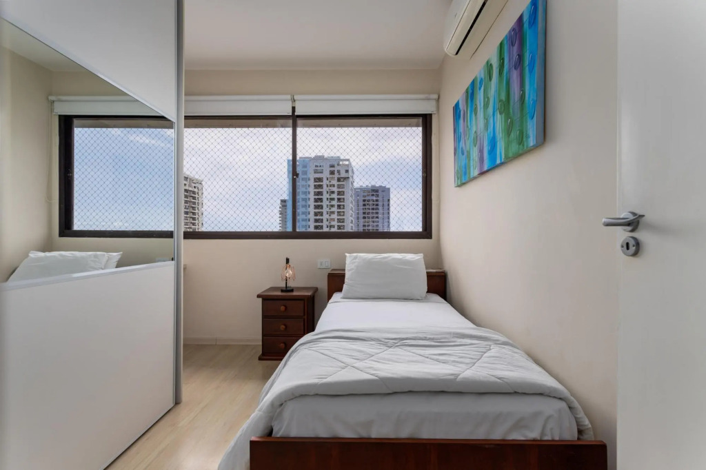 Barra da Tijuca near the beach | AS1602 Z10