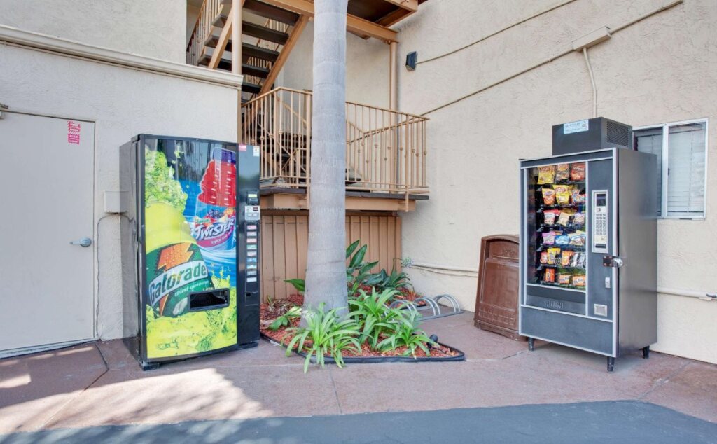 SureStay Hotel by Best Western San Diego Pacific Beach
