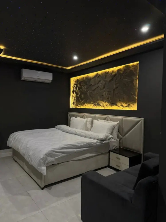 Luxor Apartments & Suites - Parkhouse