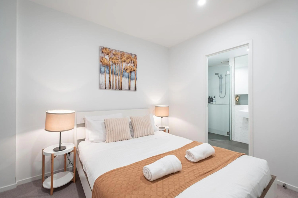 FS8010DBest view 2BR2BA in Footscray with pool and carpark WIFI