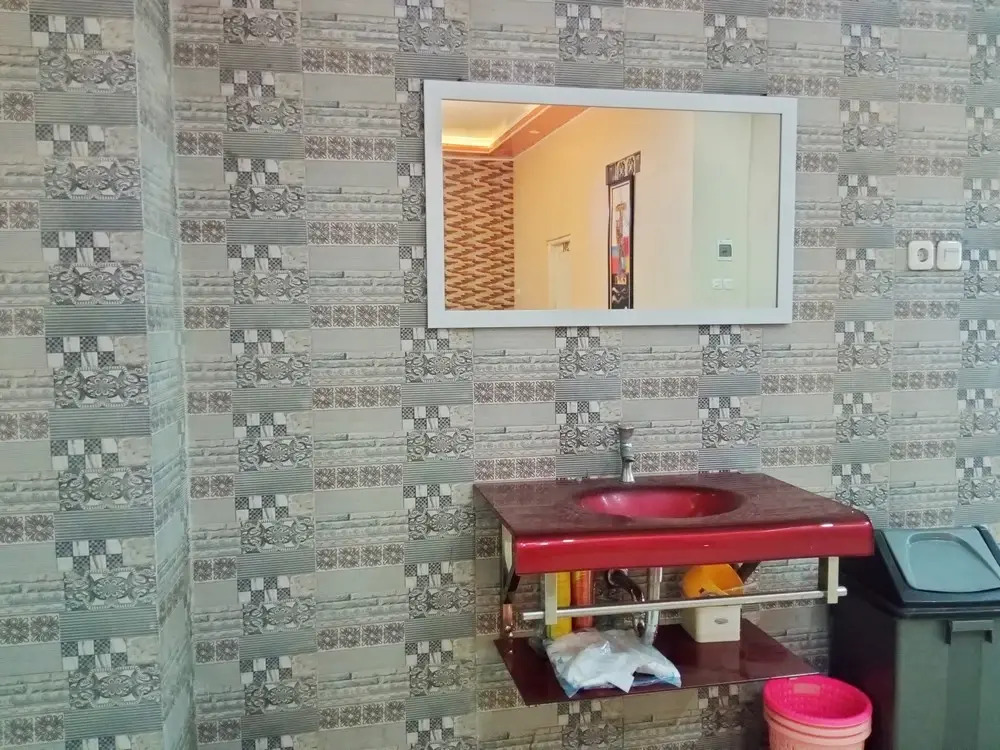 Urbanview Hotel Rifal Home Tegal