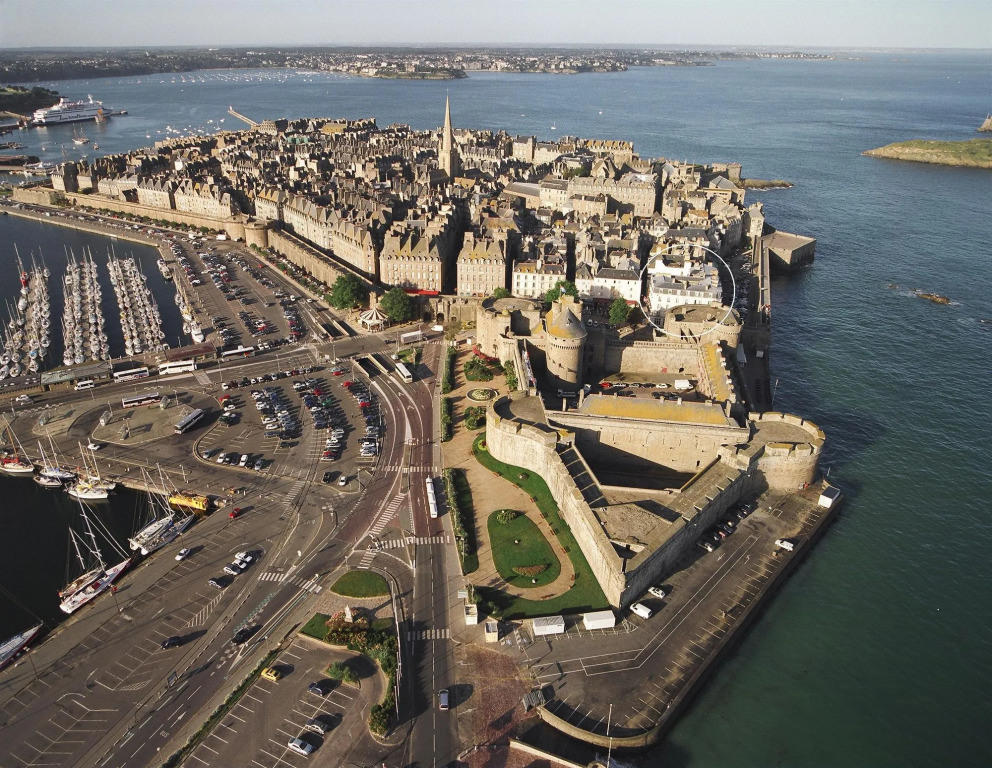 Hôtel France et Chateaubriand