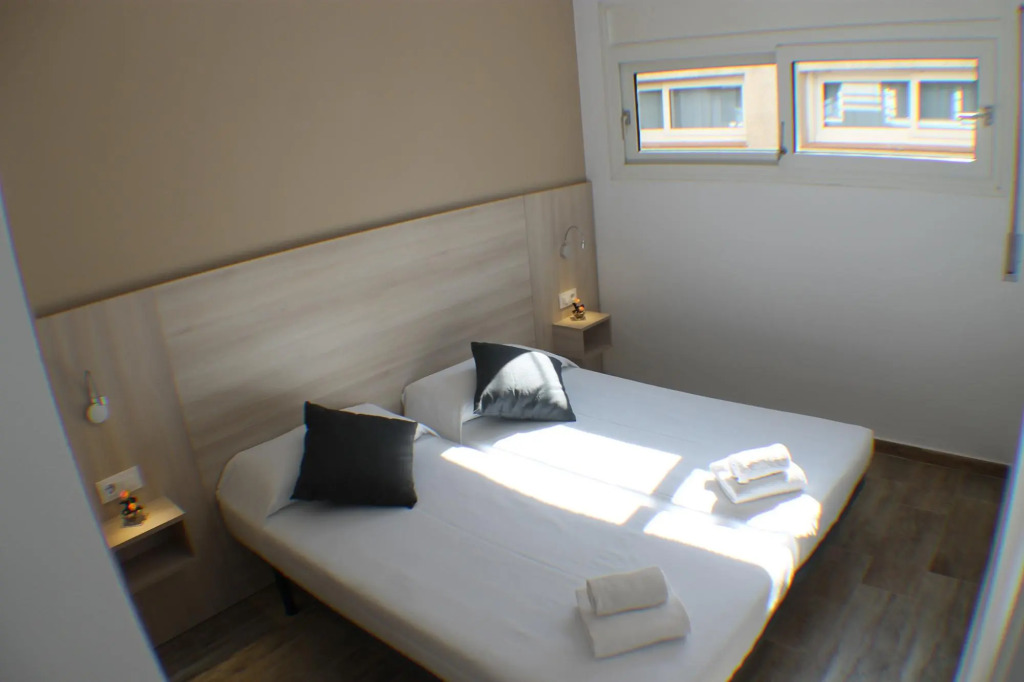 Rescator Resort 325 in Roses