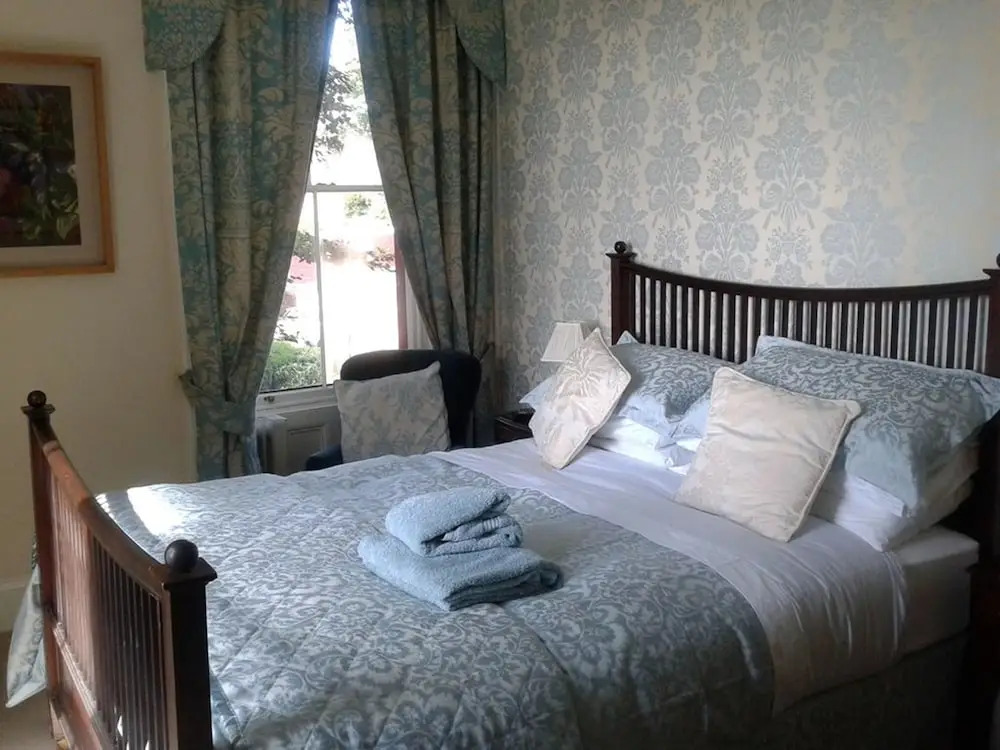 Bank House B and B