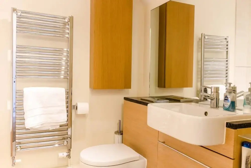 Lovely 1br Home, Located in Farringdon, 2 Guests
