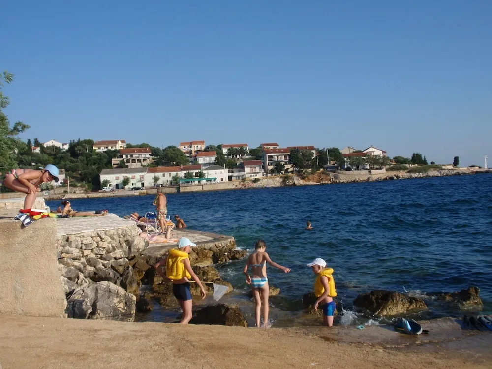 Apartments Ivan Sea View Lun