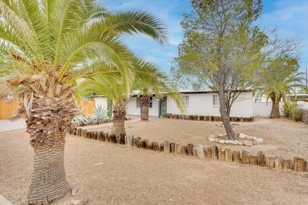 2 Mi to Trail Dust Town: Home w/ Large Yard!