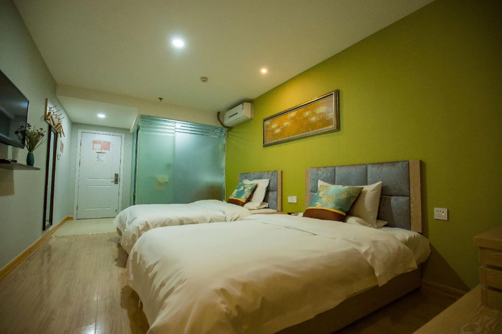 PAI Hotels·Urumqi Beijing Road Botanical Gargen Metro Station