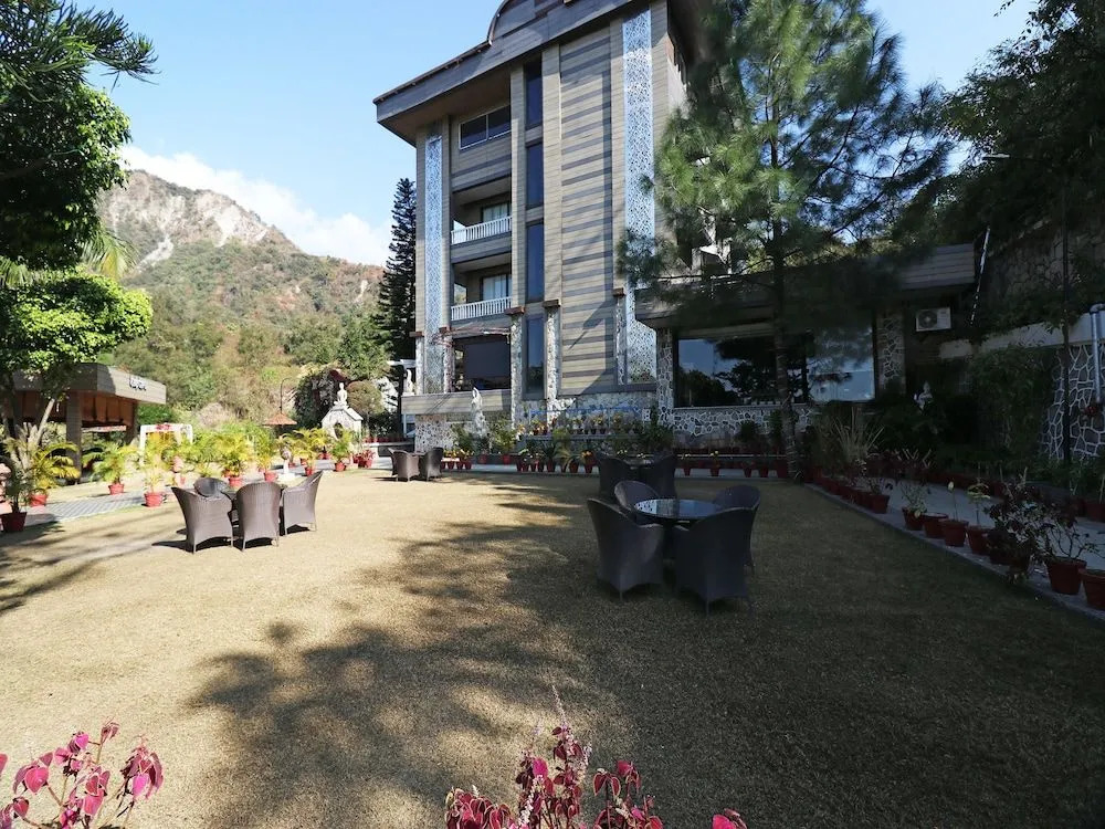 Capital O 26684 The Shahanshahi Resort