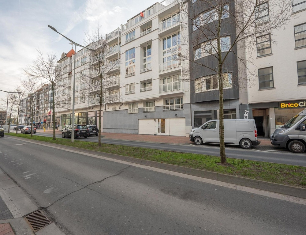 Knokke City Centre Apartment for 6
