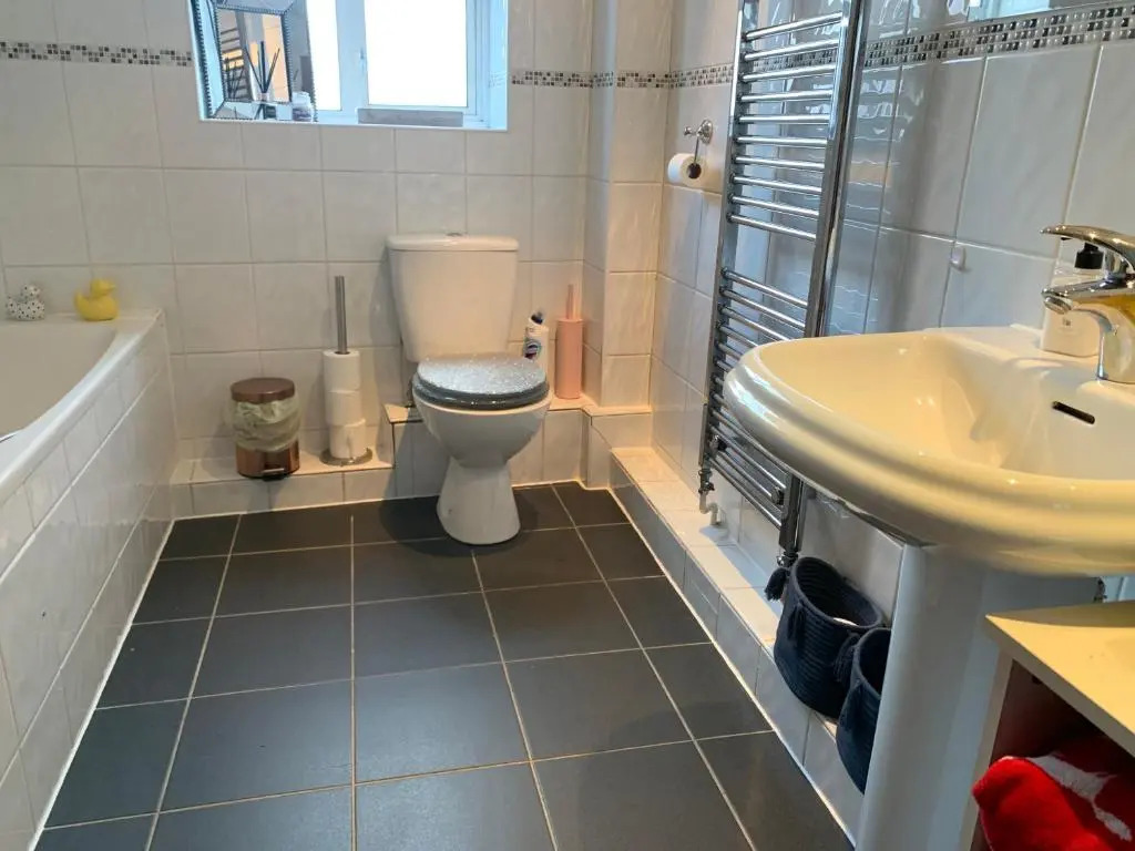 2 Bed Duplex Penthouse Apartment by Mathew Street Sleeps 6