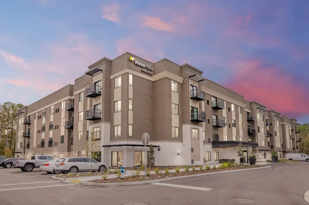WaterWalk Extended Stay by Wyndham Jacksonville Deerwood Pk