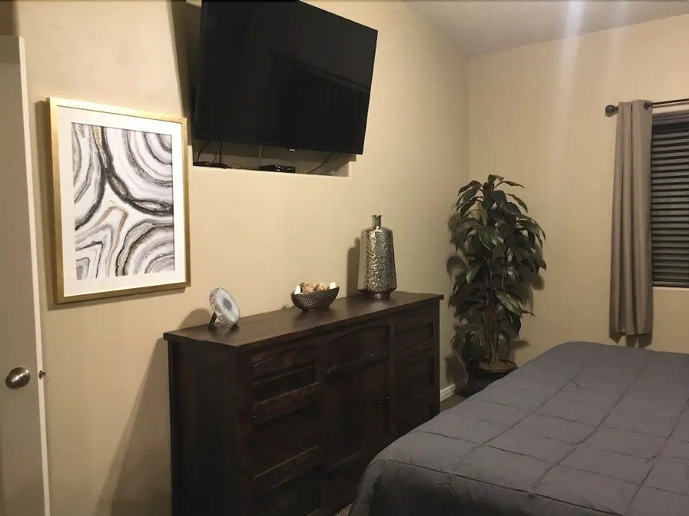 Dennis And Tammy Beams 3 Bedroom Home