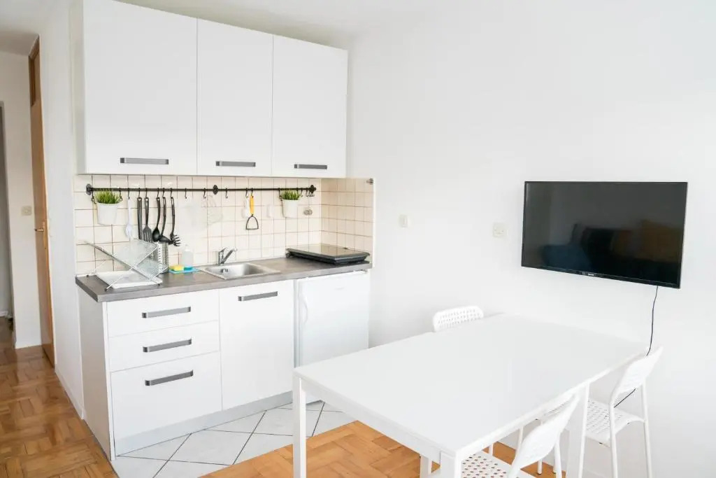 Apartment by Jassi