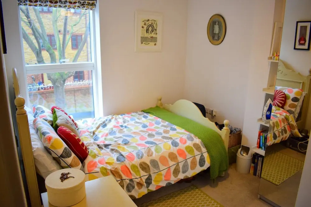Bermondsey 2 Bedroom Flat With Garden