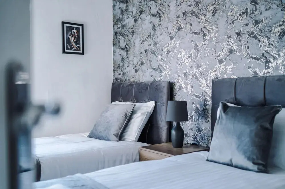 Stylish 2-Bed Apartment - City Centre