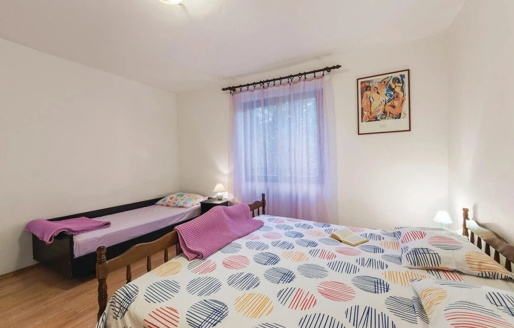 Nice Home in Medulin With Wifi and 2 Bedrooms