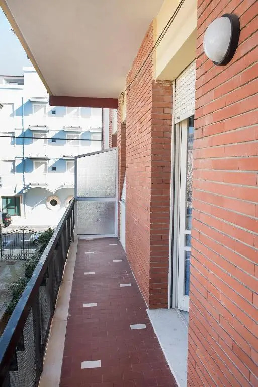 M32 - Marcelli, nuovo monolocale fronte mare