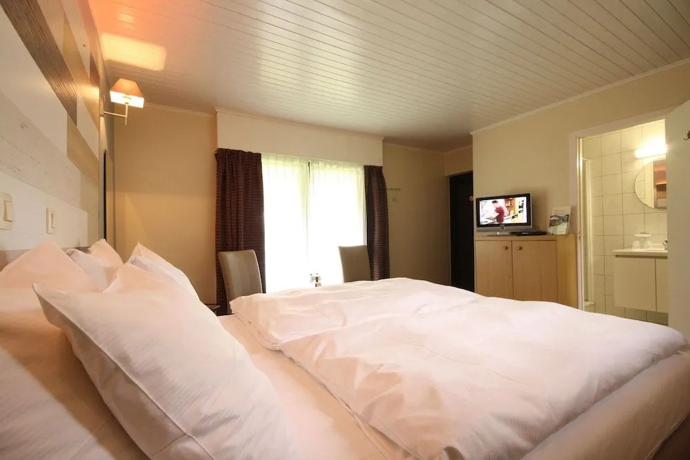Hotel Val de lOur
