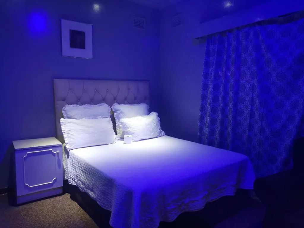 Royal Guest House & and Lodge