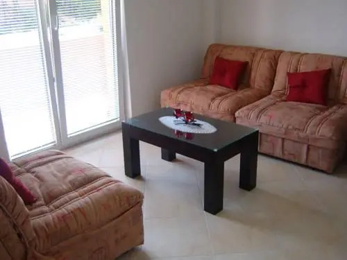 Kire Apartments