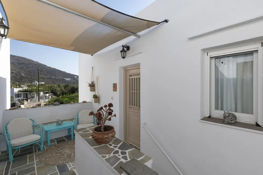 Irini pension
